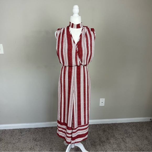 DAYLIGHT STRIPED SLEEVELESS JUMPSUIT CUT OUT NECKLINE IN RED & WHITE SIZE SMALL - Picture 2 of 16